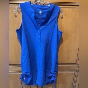 Title Nine Speed Racer Tunic Swim Cover Up in Royal. Size: M